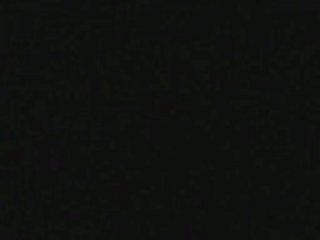 Délicieux brunette shay laren pose son deadly courbes en sexy underware