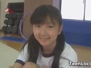 Asiatiskapojke tonårs mjukporr sammanställning