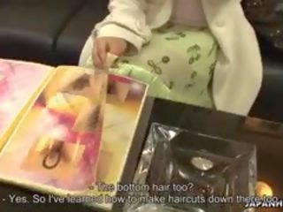 Kellemes japán szépség yuki kawamoto kívánatos hogy borotválkozás neki