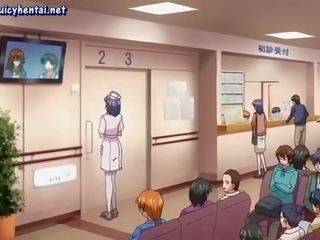 Rondborstig anime verpleegster likt groot lul